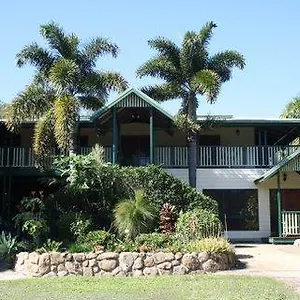 https://magnetic-sunsets.queenslandhotels.net